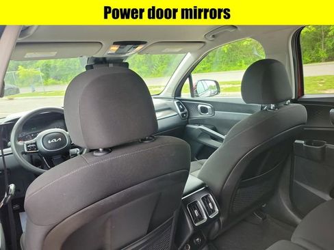 Used 2023 Kia Sorento LX AWD/4WD image 27