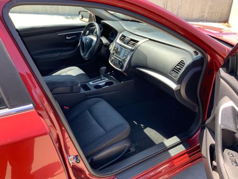 Used 2016 Nissan Altima 2.5 S w/ Power Driver Seat Package FWD image 9