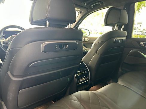 Used 2026 BMW X7 M60i AWD/4WD image 41