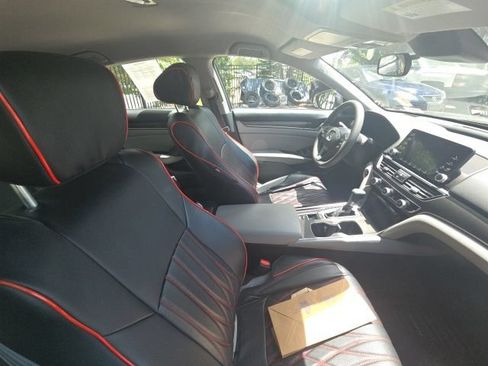 Used 2020 Honda Accord LX image 10