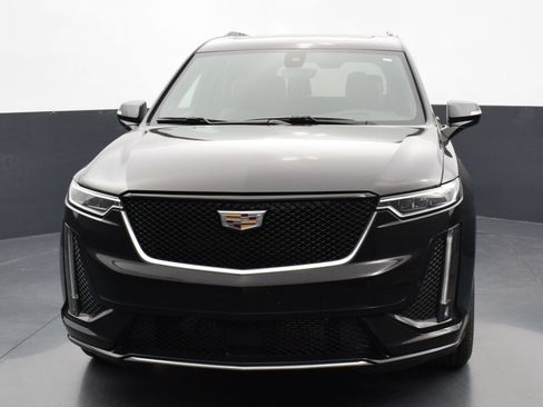 Used 2023 Cadillac XT6 Sport w/ Technology Package AWD/4WD image 8