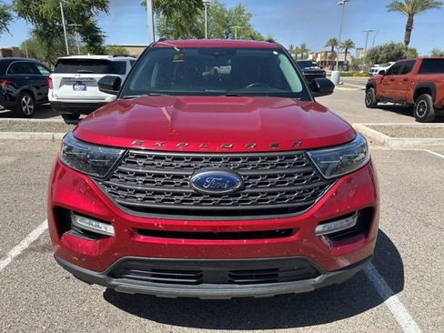 Used 2022 Ford Explorer XLT w/ Equipment Group 202A RWD image 10