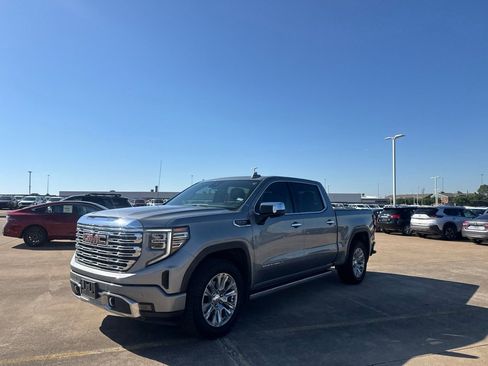 Used 2023 GMC Sierra 1500 Denali AWD/4WD image 7