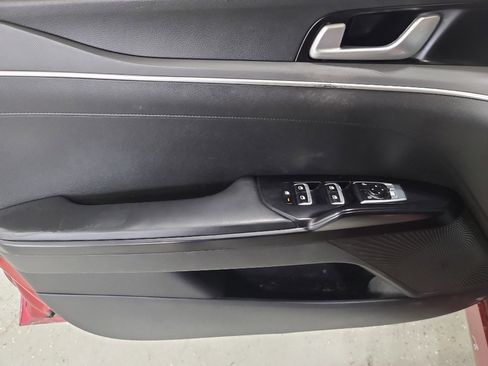 Used 2022 Kia K5 GT-Line image 12