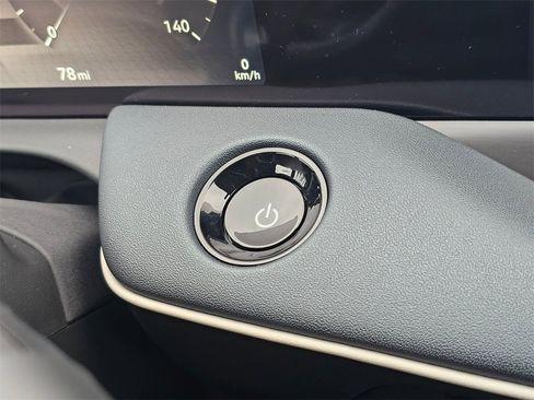 New 2026 Nissan Leaf image 14