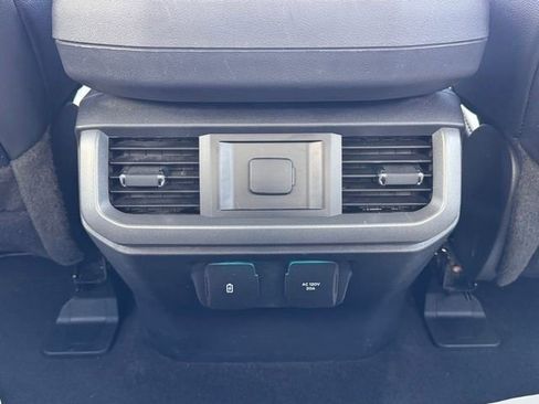 Used 2023 Ford F150 Lariat AWD/4WD image 29