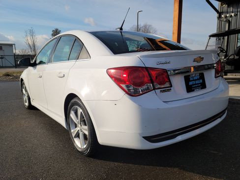 Used 2013 Chevrolet Cruze LT w/ RS Package image 6