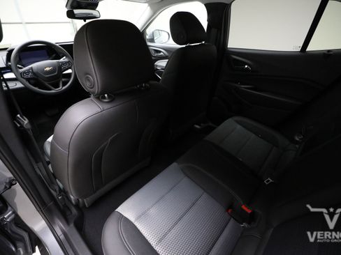 New 2026 Chevrolet Trax LT image 9