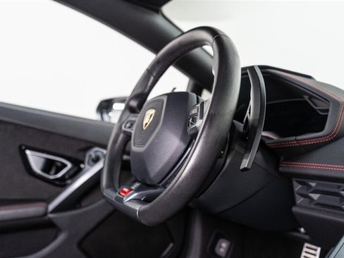 Used 2016 Lamborghini Huracan LP 580-2 RWD image 59