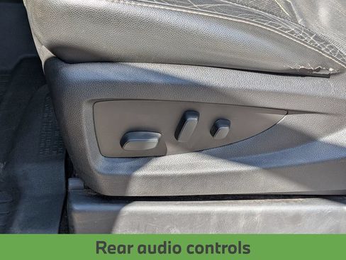 Used 2017 Chevrolet Suburban Premier RWD image 18