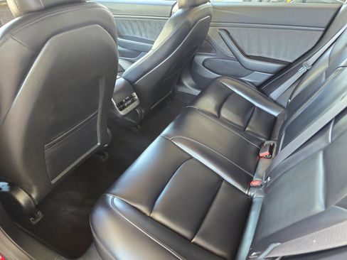 Used 2018 Tesla Model 3 Long Range RWD image 27
