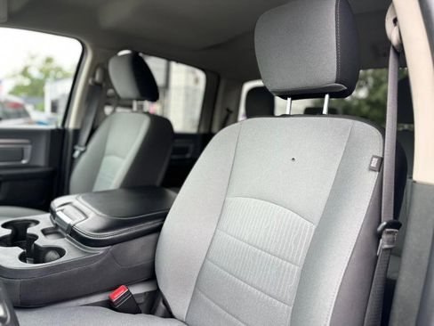 Used 2022 RAM 1500 Classic SLT w/ Electronics Group image 6