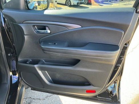 Certified 2022 Honda Pilot Special Edition image 17