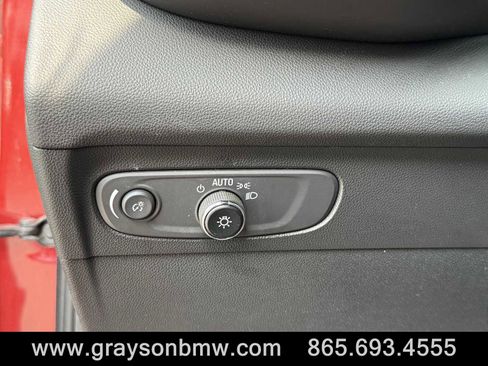 Used 2023 Buick Envision Essence image 24
