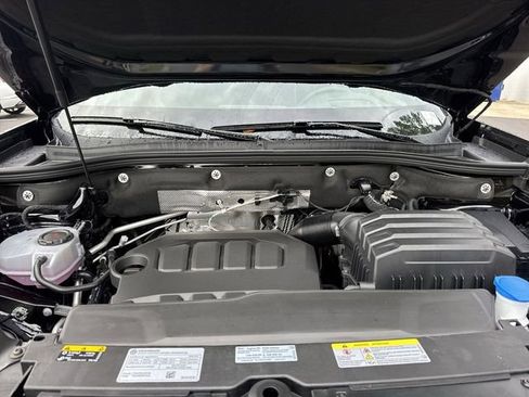 New 2026 Volkswagen Atlas Cross Sport SEL Premium R-Line image 24