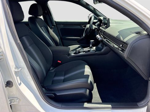 Certified 2024 Honda Civic Sport image 29