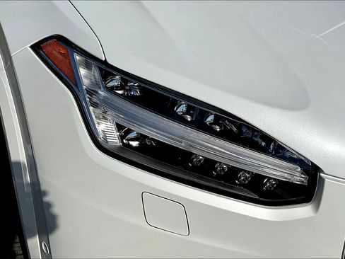 Used 2023 Volvo XC90 T8 Plus w/ Protection Package Premier image 25