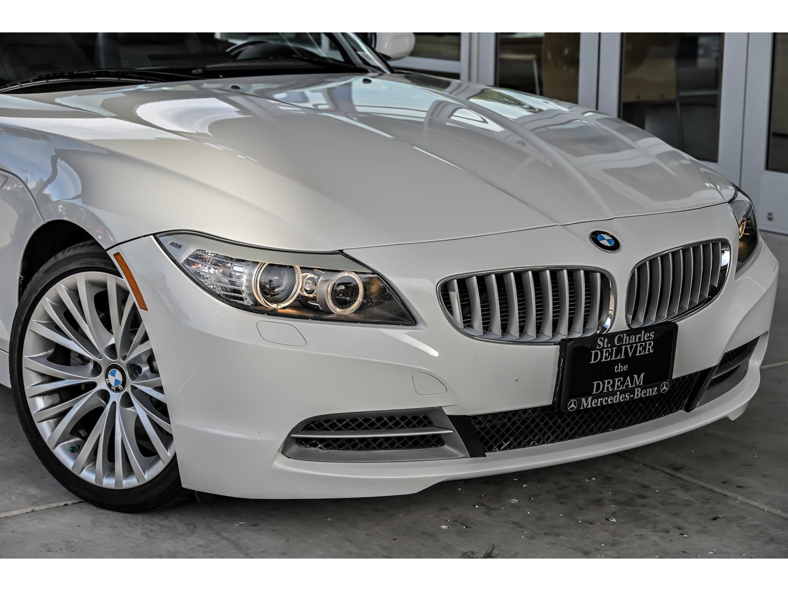 Used 2011 BMW Z4 sDrive35i RWD image 2