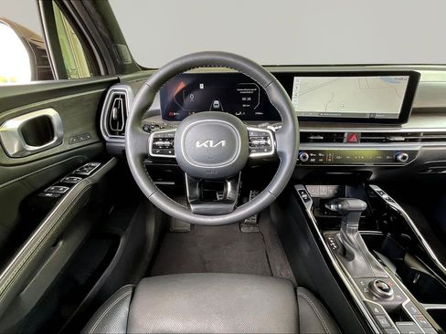 Used 2025 Kia Sorento SX Prestige AWD/4WD image 8