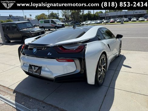 Used 2016 BMW i8 image 7