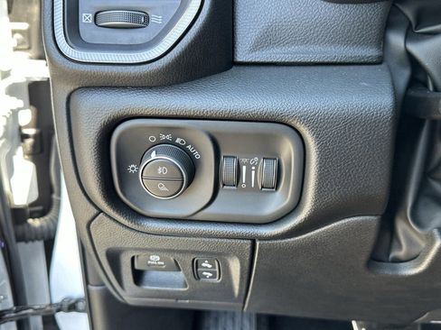Used 2025 RAM 1500 RHO AWD/4WD image 33