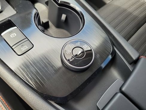 New 2026 Nissan Rogue SV AWD/4WD image 34