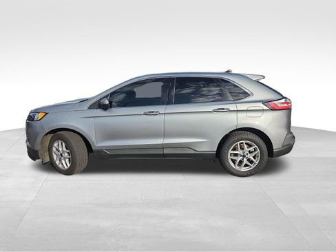 Used 2023 Ford Edge SEL AWD/4WD image 2