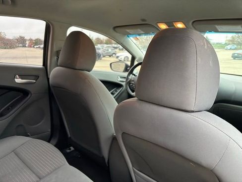 Used 2017 Kia Forte LX w/ LX Popular Package image 11