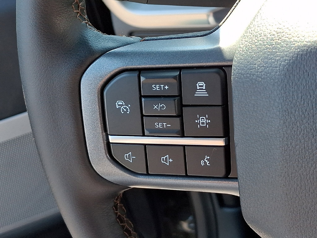 Used 2025 Ford F150 Lariat w/ Equipment Group 502A High AWD/4WD image 21