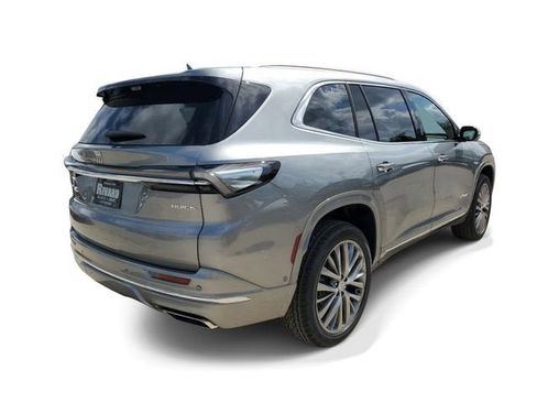 New 2026 Buick Enclave Avenir w/ Super Cruise Package FWD image 5
