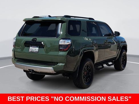 Used 2022 Toyota 4Runner TRD Off-Road Premium w/ TRD Black Wheel Package (TMS) AWD/4WD image 3