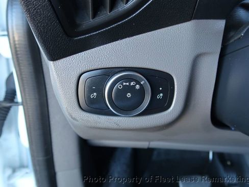 Used 2022 Ford Transit Connect XL image 34