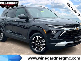 Used 2024 Chevrolet TrailBlazer LT w/ Convenience Package image 1