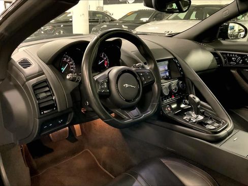 Used 2016 Jaguar F-TYPE Coupe image 31