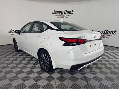 Used 2024 Nissan Versa SV w/ Trunk Package FWD image 9