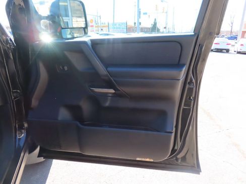 Used 2012 Nissan Titan SV w/ SV Premium Utility Pkg image 13