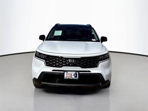 Used 2021 Kia Sorento S w/ Panoramic Sunroof Package image 2