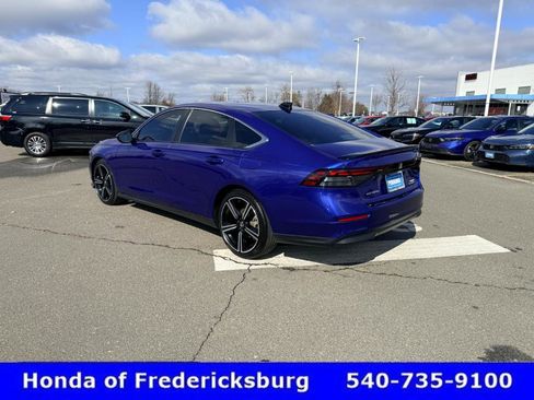 Used 2023 Honda Accord Sport image 4