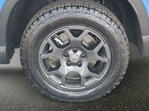Certified 2025 Honda Pilot TrailSport image 36