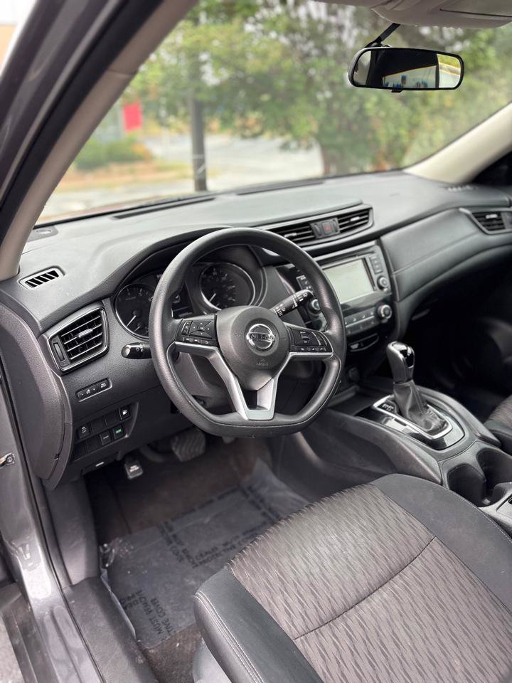 Used 2018 Nissan Rogue S FWD image 10