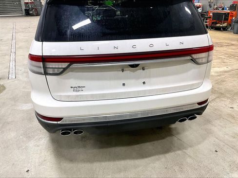 Used 2022 Lincoln Aviator Reserve w/ Elements Package Plus image 7