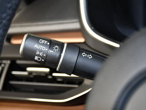 Certified 2024 Acura MDX SH-AWD w/ Technology Package image 22