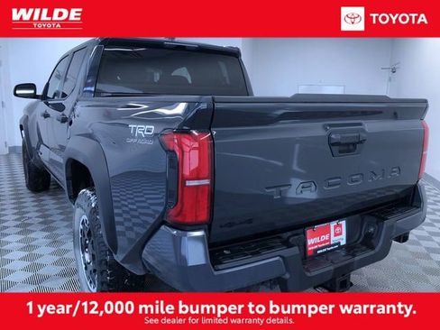 Certified 2025 Toyota Tacoma TRD Off-Road image 4