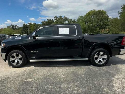 Used 2022 RAM 1500 Laramie AWD/4WD image 5