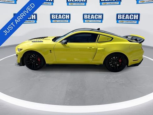 Used 2021 Ford Mustang Shelby GT500 w/ Technology Package RWD image 5
