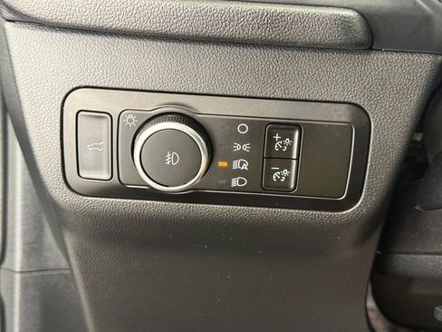 Used 2025 Ford Escape ST-Line Select AWD/4WD image 33