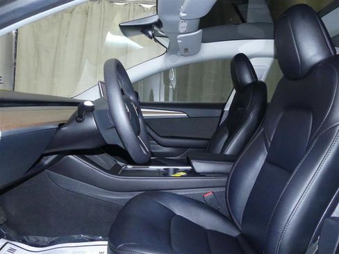 Used 2023 Tesla Model 3 Standard Range RWD image 18