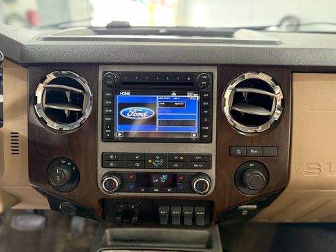 Used 2012 Ford F250 Lariat w/ Lariat Ultimate Pkg AWD/4WD image 24
