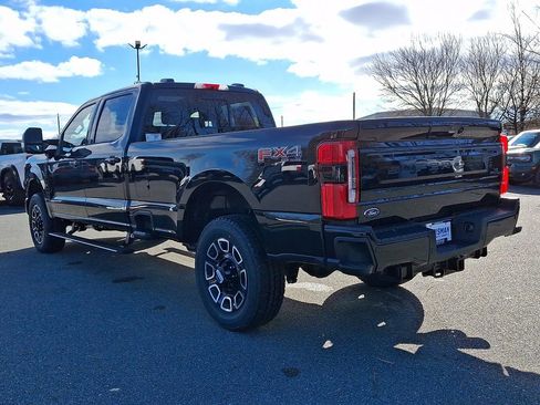 New 2026 Ford F250 Platinum AWD/4WD image 3