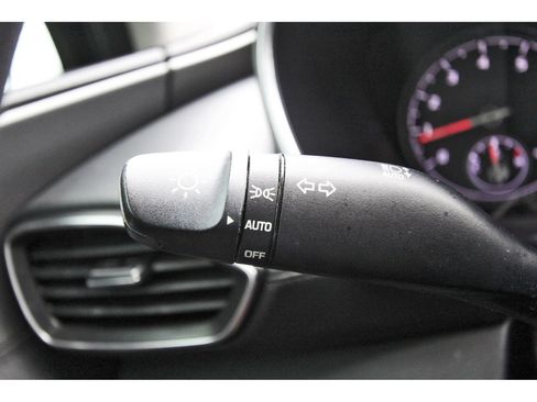 Used 2021 Hyundai Santa Fe SEL FWD image 17